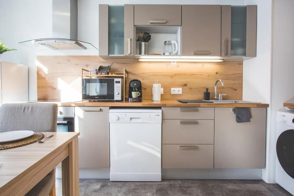 דואי Bel Appartement Lumineux Proche Du Centre-Ville מראה חיצוני תמונה